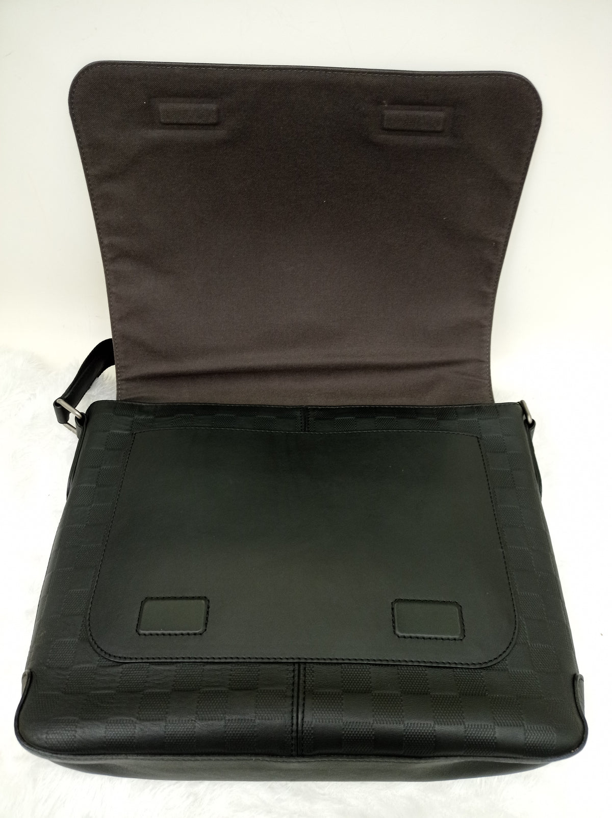 LV District MM Damier Infini Onyx 2014