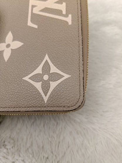 LV Zippy Wallet Monogram Empreinte Tourterelle Creme (CHIP)