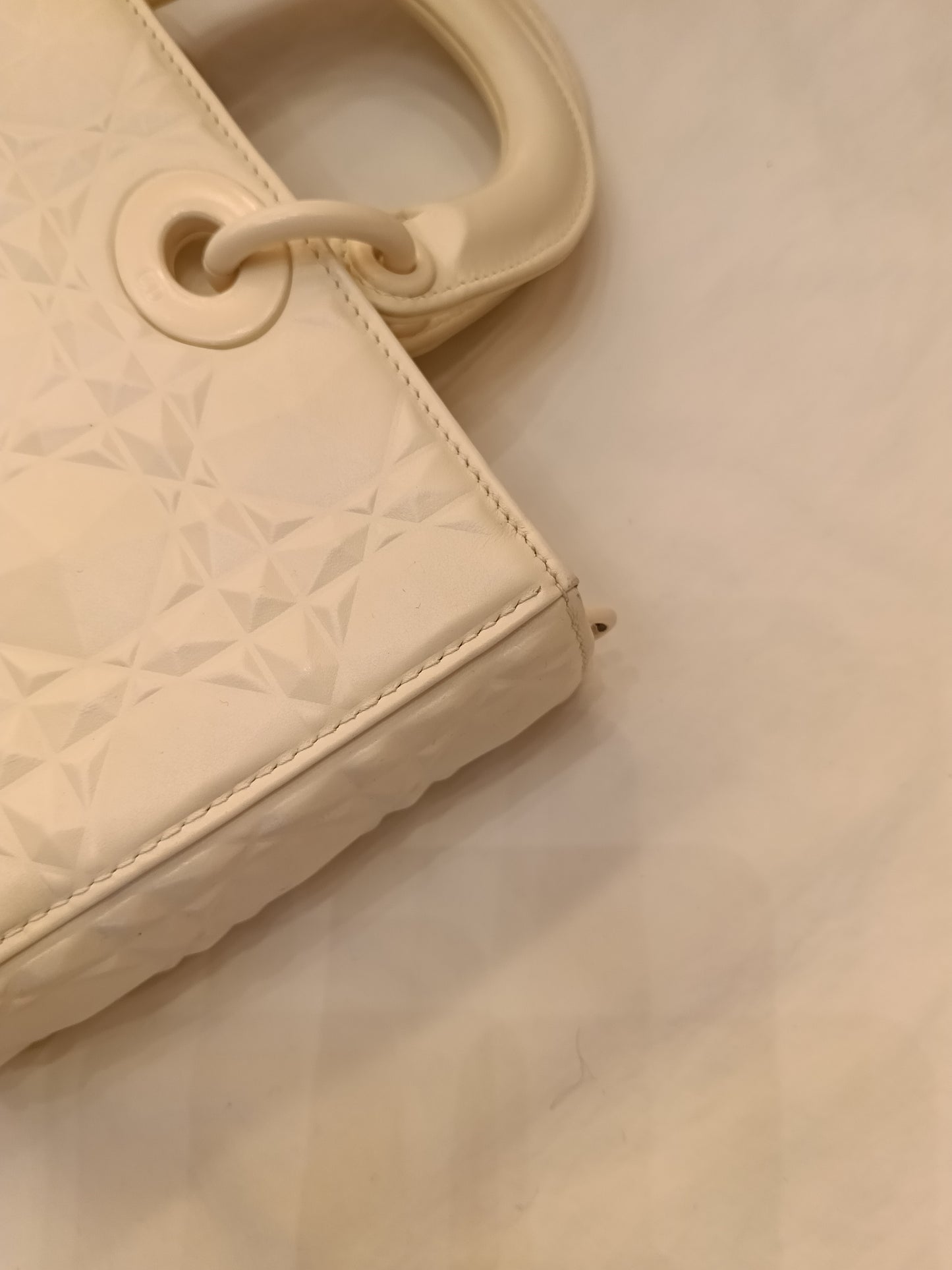 Dior Lady D'Joy Medium Cannage Diamond Latte 2022
