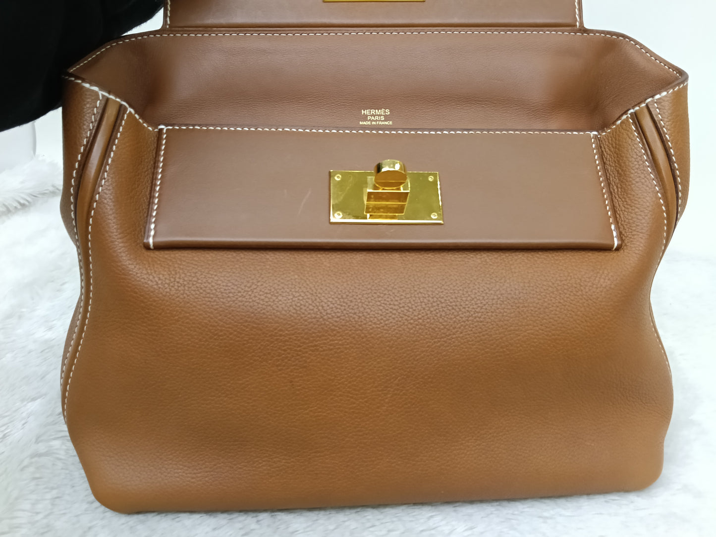 Hermes 2424 29 Fauve Barenia Faubourg GHW #D