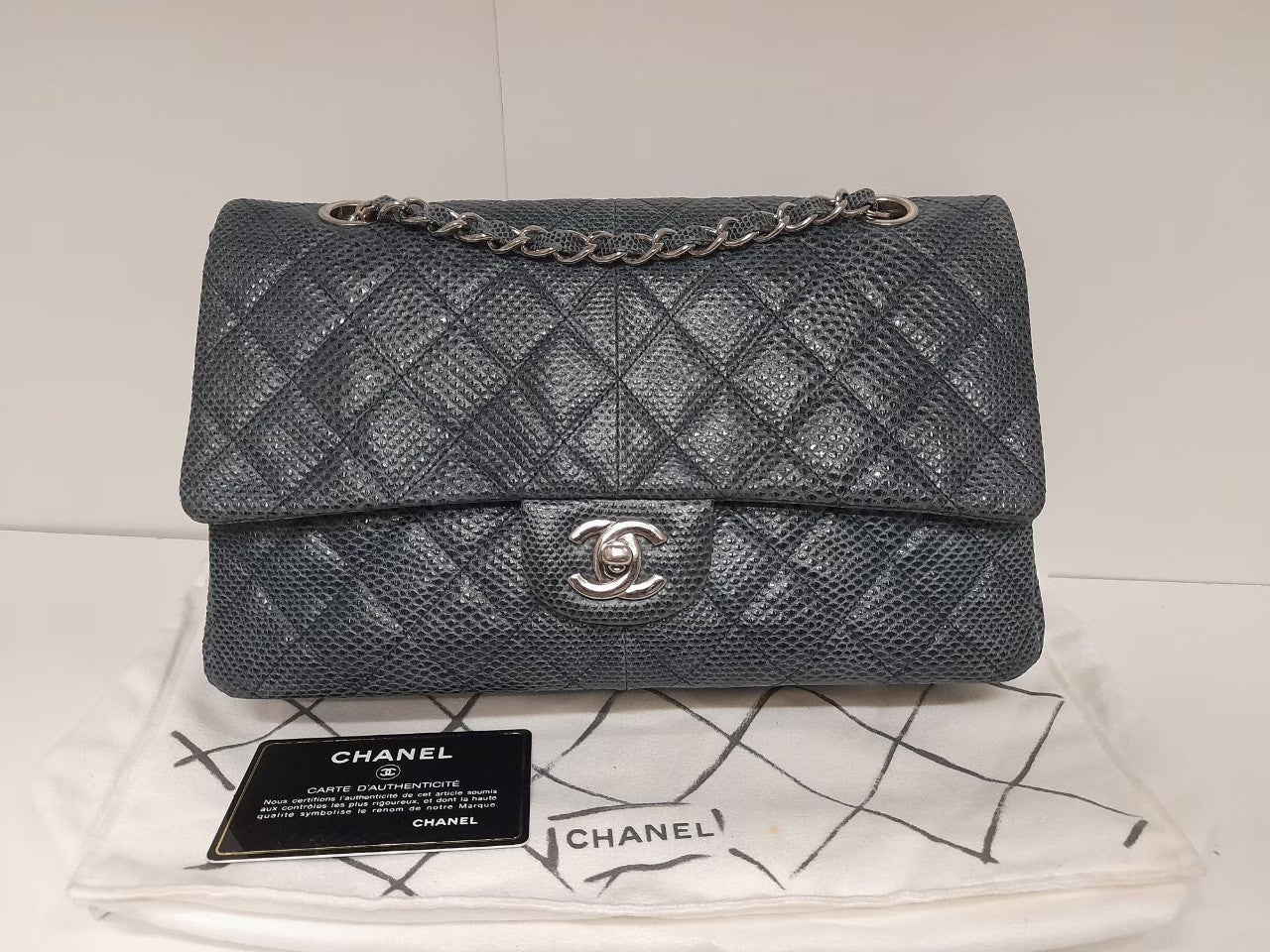 Chanel Medium Lizard Blue SHW #14              Size 25,5x15,5x6,5