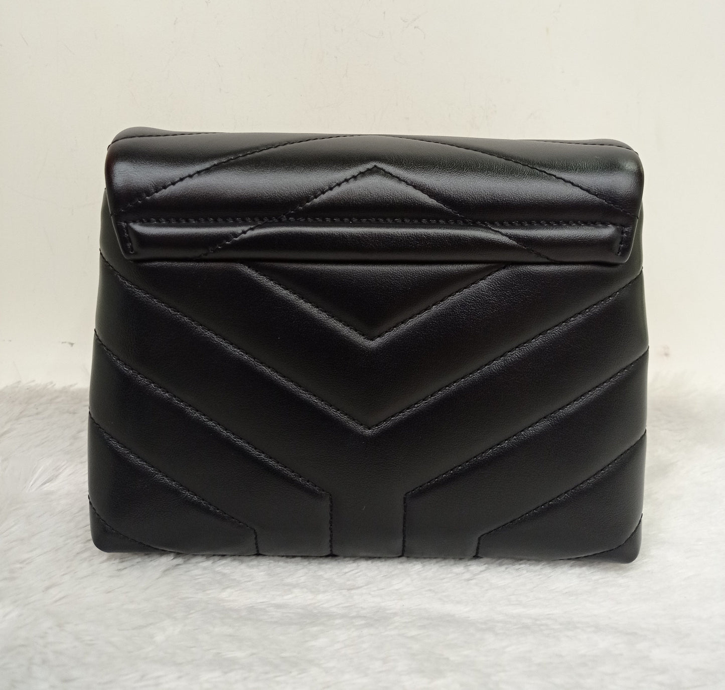 YsL Lou Lou Toy Lamb Black SHW 2018