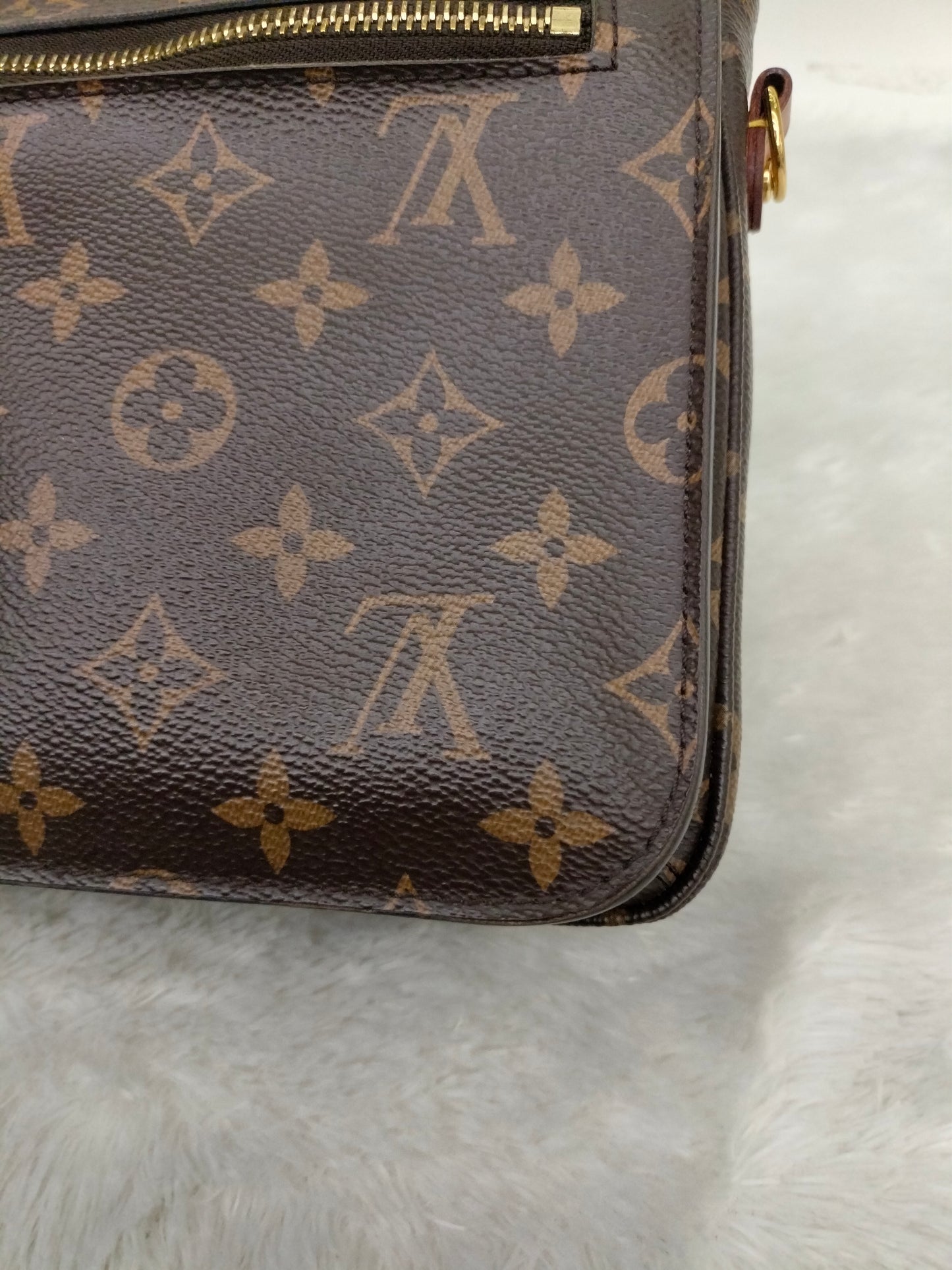 LV Metis Monogram 2019