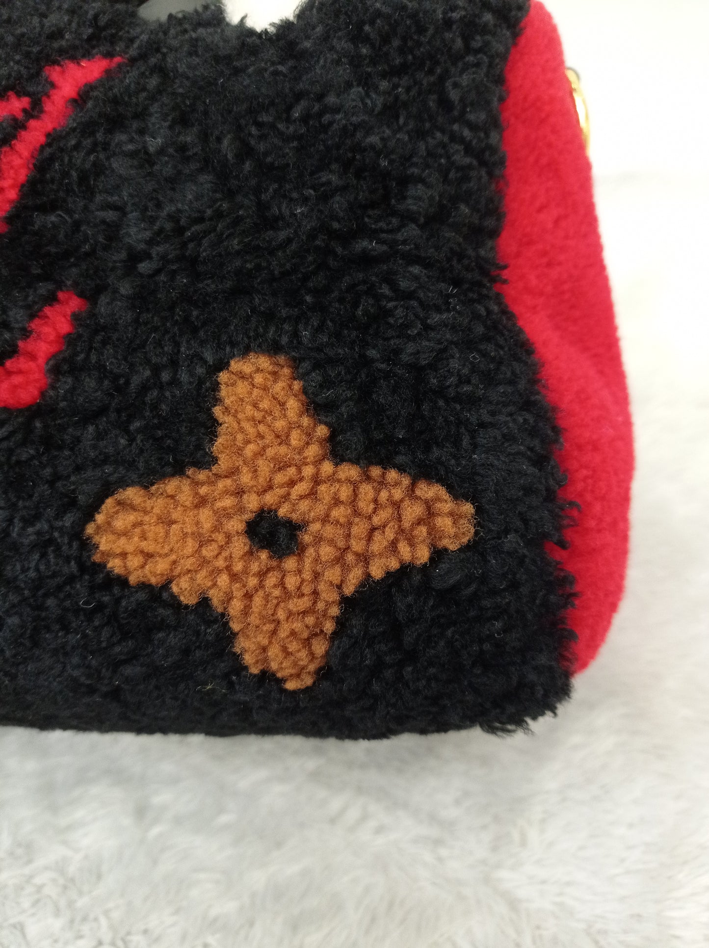 LV Bandou 25 Monogram Giant Fleece Teddy Shearling Black Red 2019