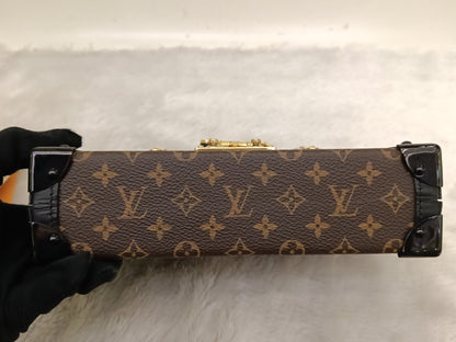 LV Petite Malle NV Monogram Capitale Noir 2019