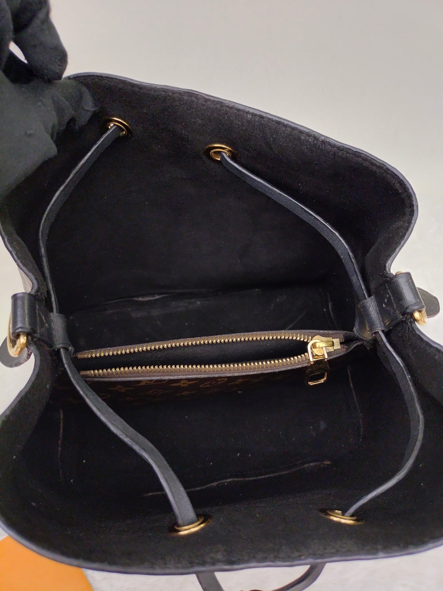 LV Neo Noe Monogram Noir 2017