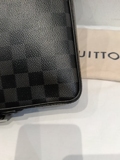 LV Alpha Messenger Damier Graphite 2019