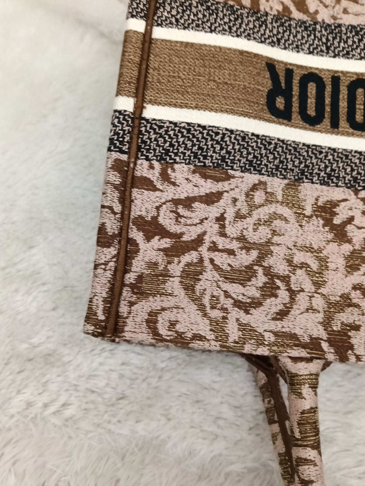 Dior Tote Book Medium Brocart Embroidered Pink Brown 2022