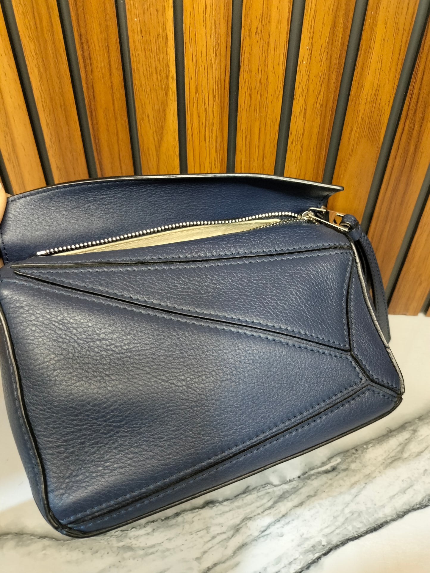 Loewe Puzzle Mini Grained Navy SHW 2020