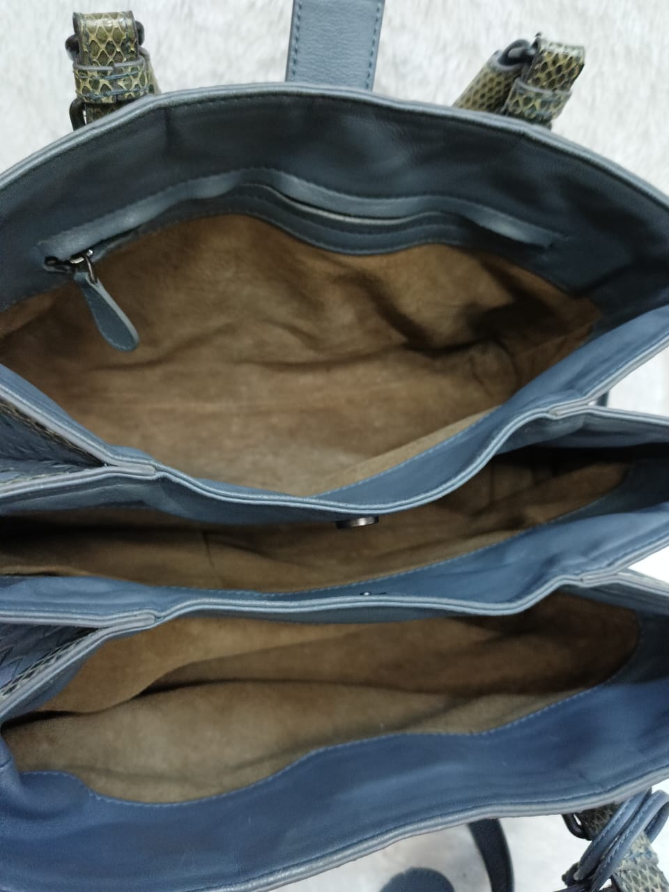 Bottega Veneta Rome Small Lizard Blue