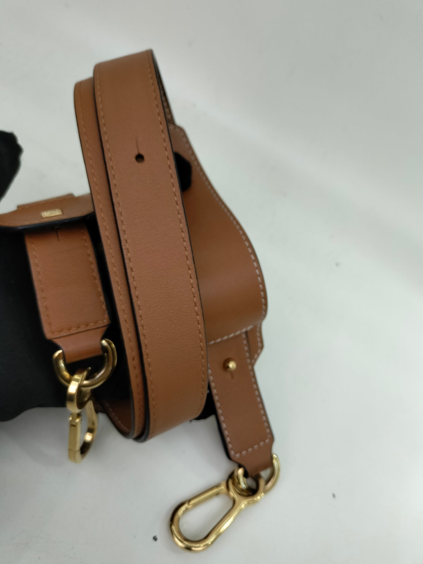 Loewe Puzzle Medium Grained Light Caramel GHW 2018