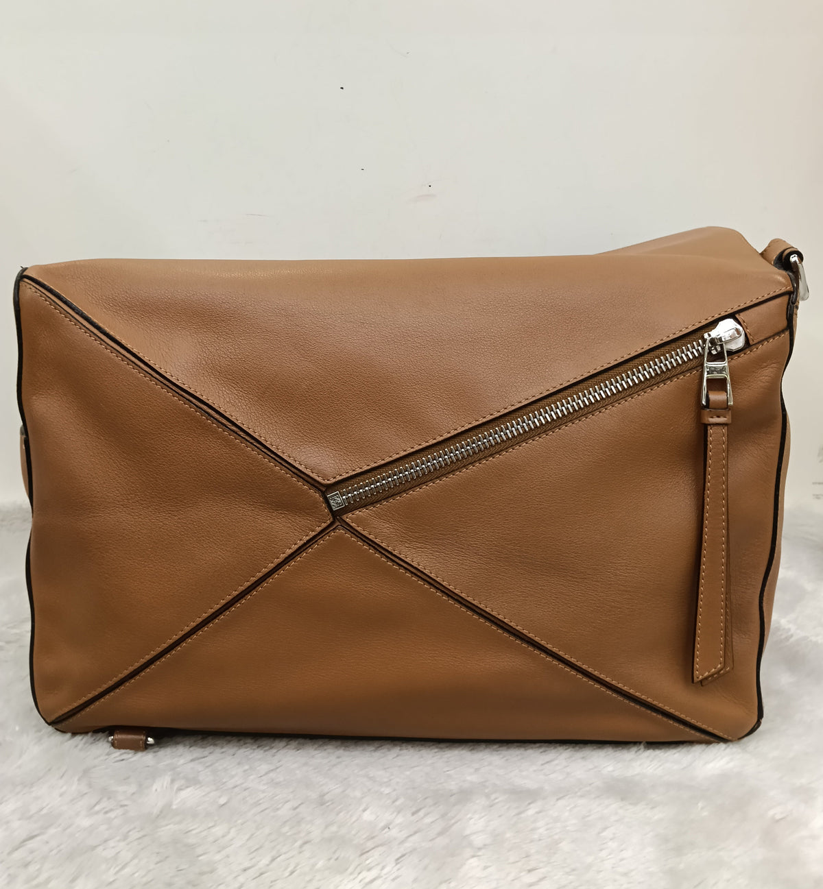 Loewe Puzzle Large Calfskin Tan SHW 2016