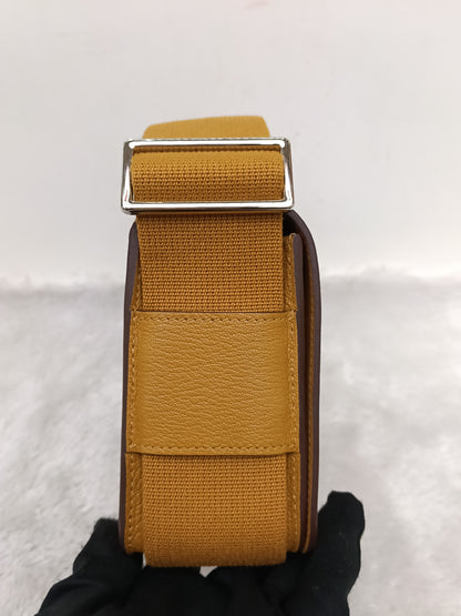 Hermes Geta Chevre Mysore Sangle Caramel PHW #B