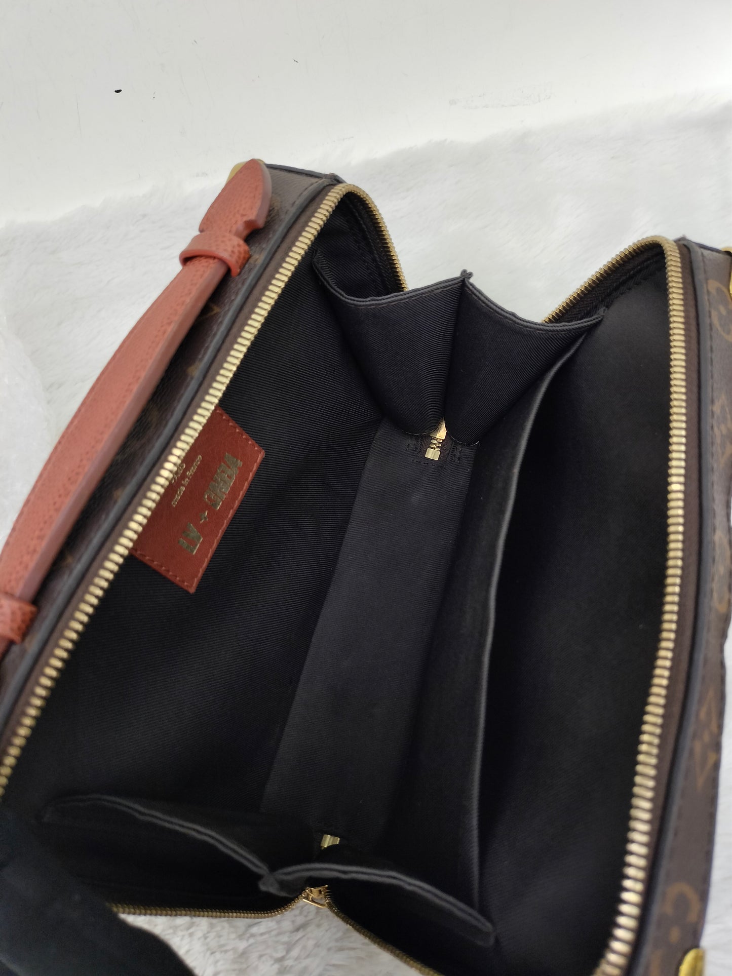 LV Handle Trunk NBA Legacy Monogram (CHIP)