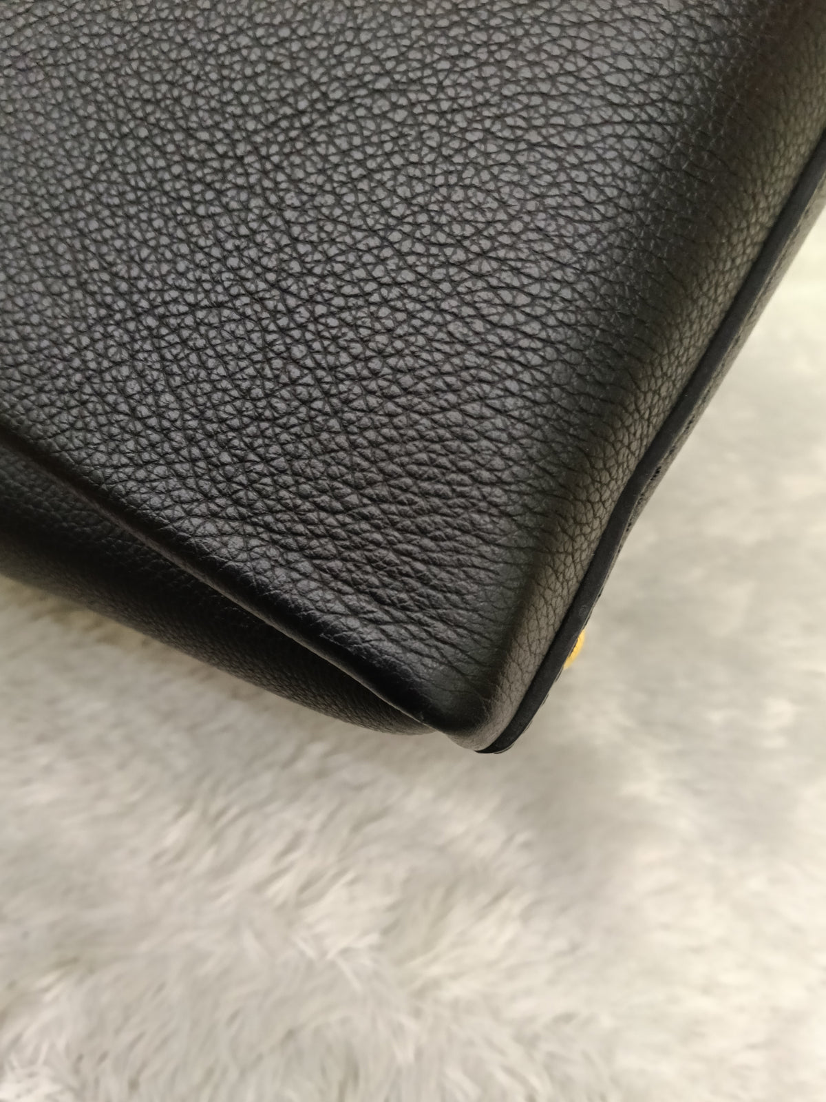 LV Lockmeto Tote Taurillon Noir 2017