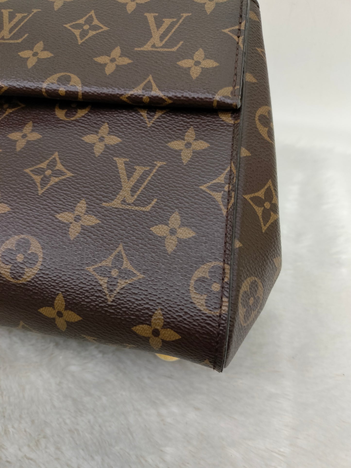 LV Clunny BB Monogram Bordeaux Fuchsia (CHIP)