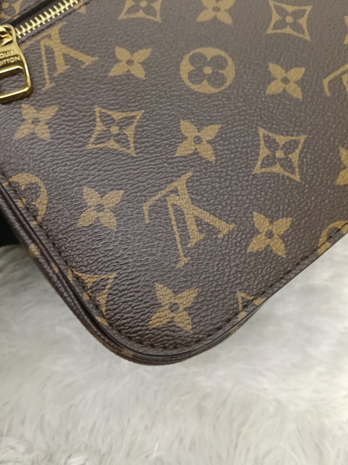 LV Metis Monogram 2024 (CHIP)