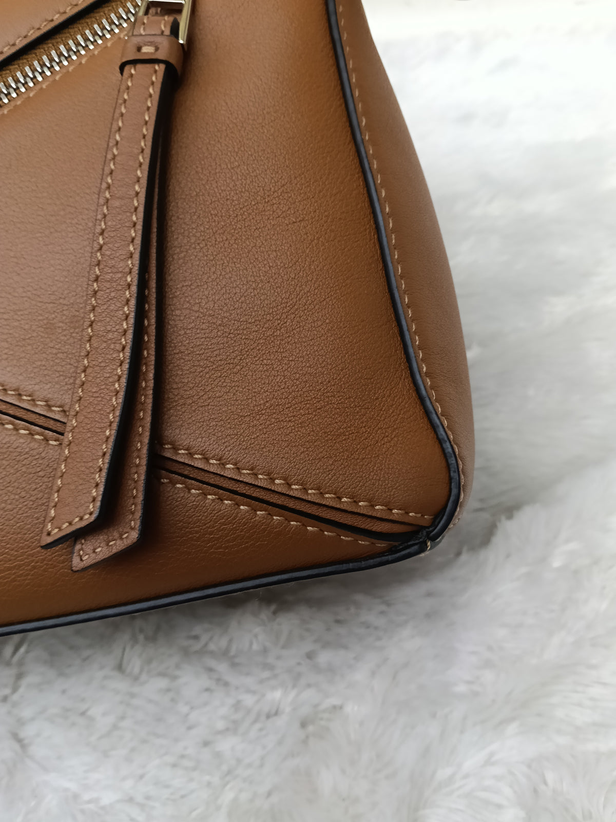 Loewe Puzzle Small Calfskin Tan SHW 2022