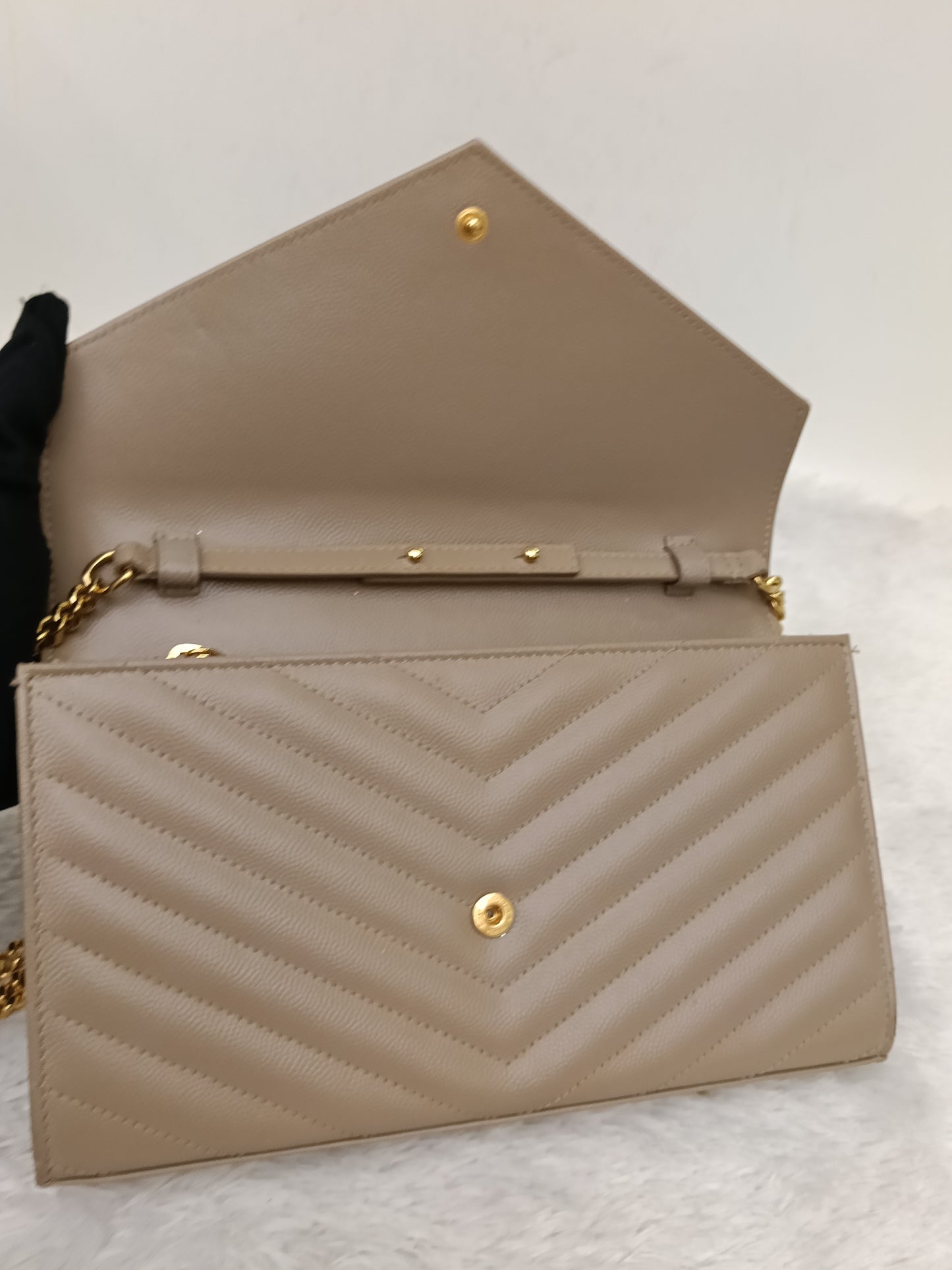YsL WOC 22 Cassandre Chevron Grained Dusty Grey GHW 2019