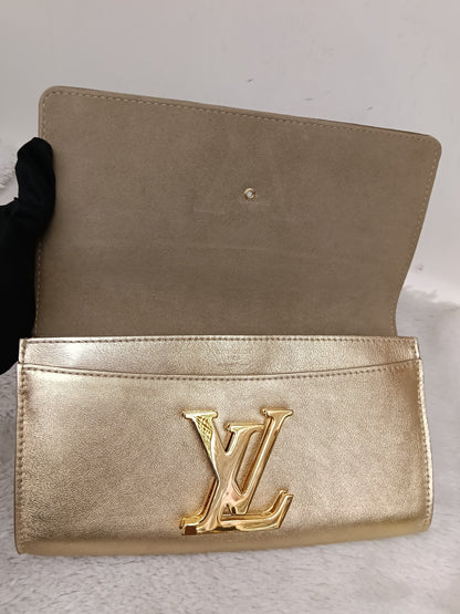 LV Pouch Louise EW Cuir Dore 2015