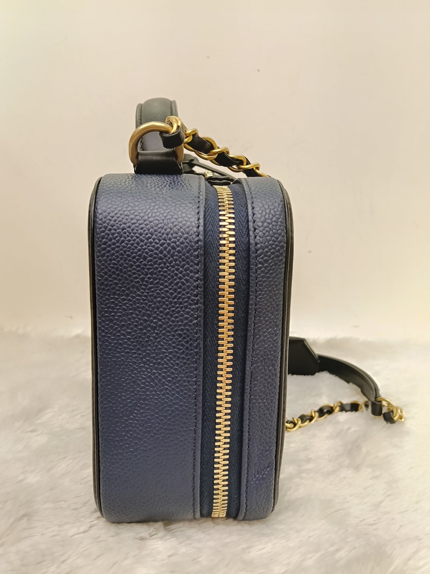 Chanel Filigree Vanity Case Medium Caviar Blue Black GHW #26