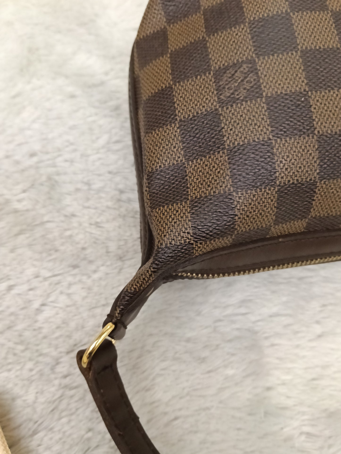 LV Illovo PM Damier 2005
