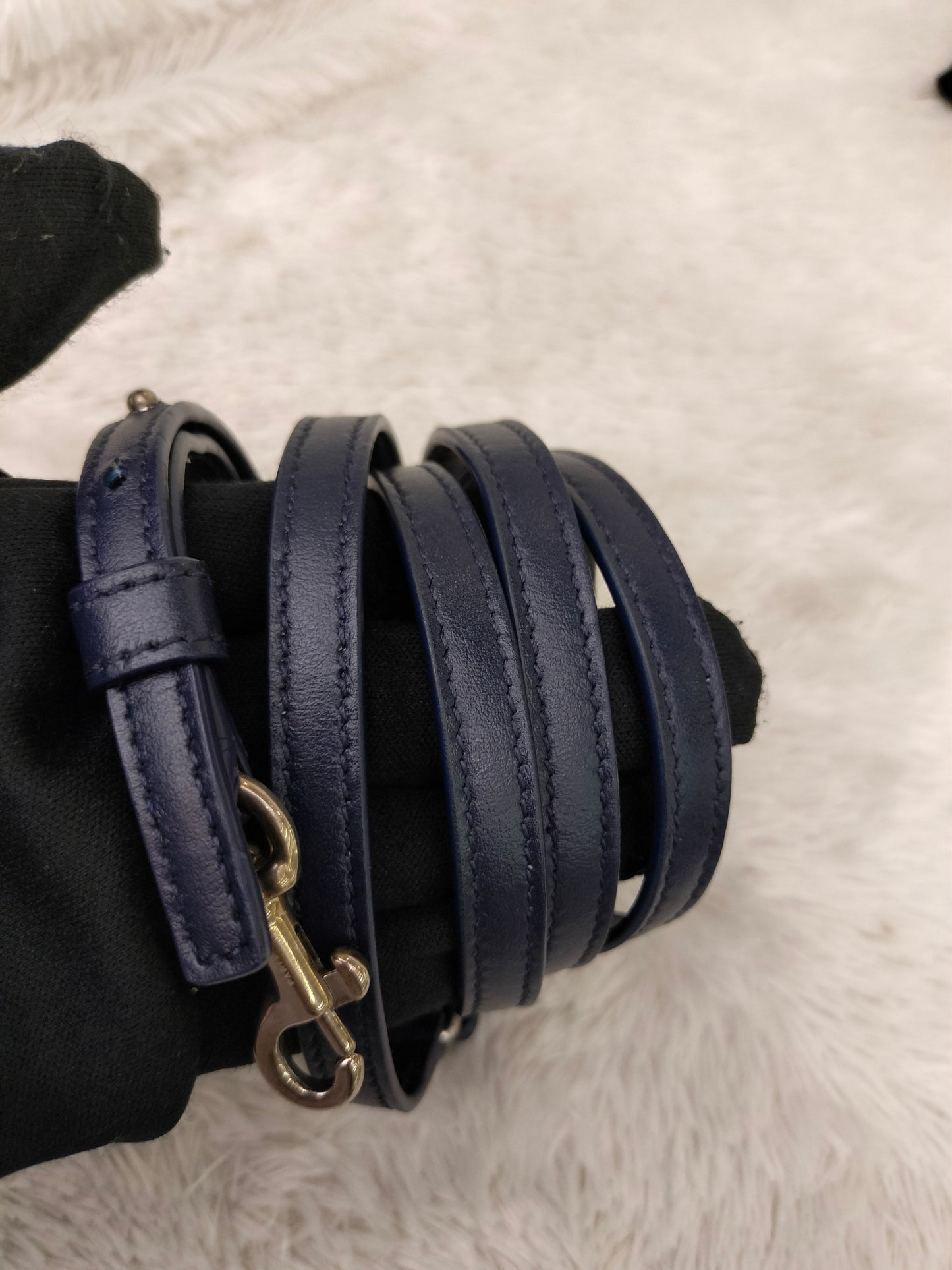 YsL Lou Lou Toy Lamb Navy SHW 2017