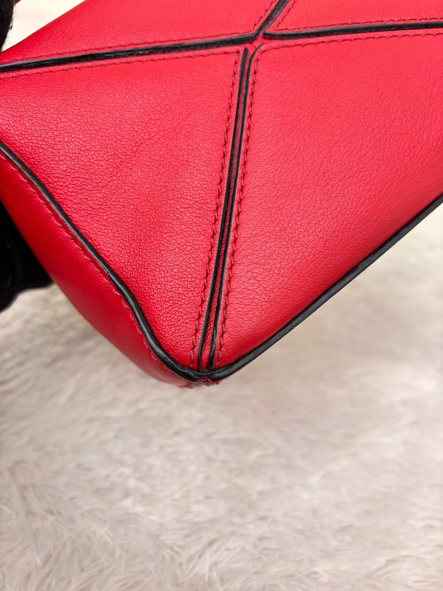 Loewe Puzzle Mini Red SHW 2018