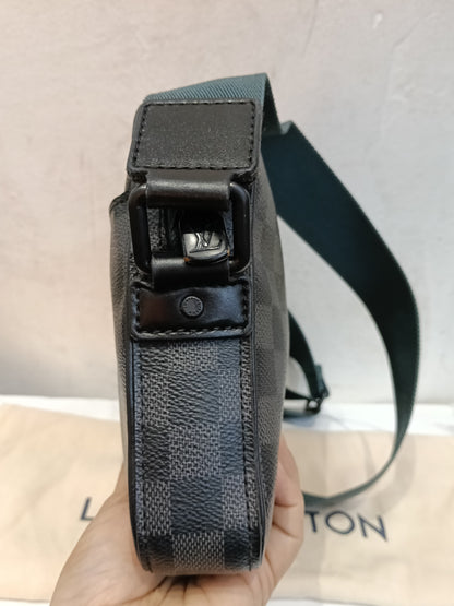 LV Alpha Messenger Damier Graphite 2019