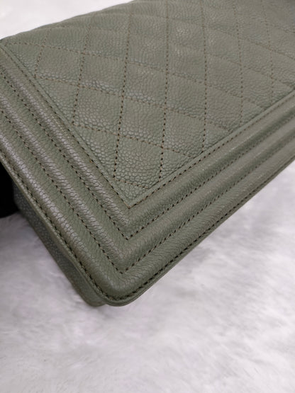 Chanel Boy 25 Caviar Green SHW #25