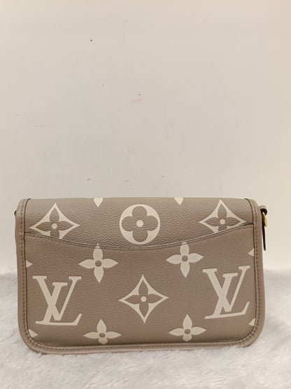 LV Diane PM ST NM Monogram Empreinte Tourterelle Creme 2025 (CHIP)