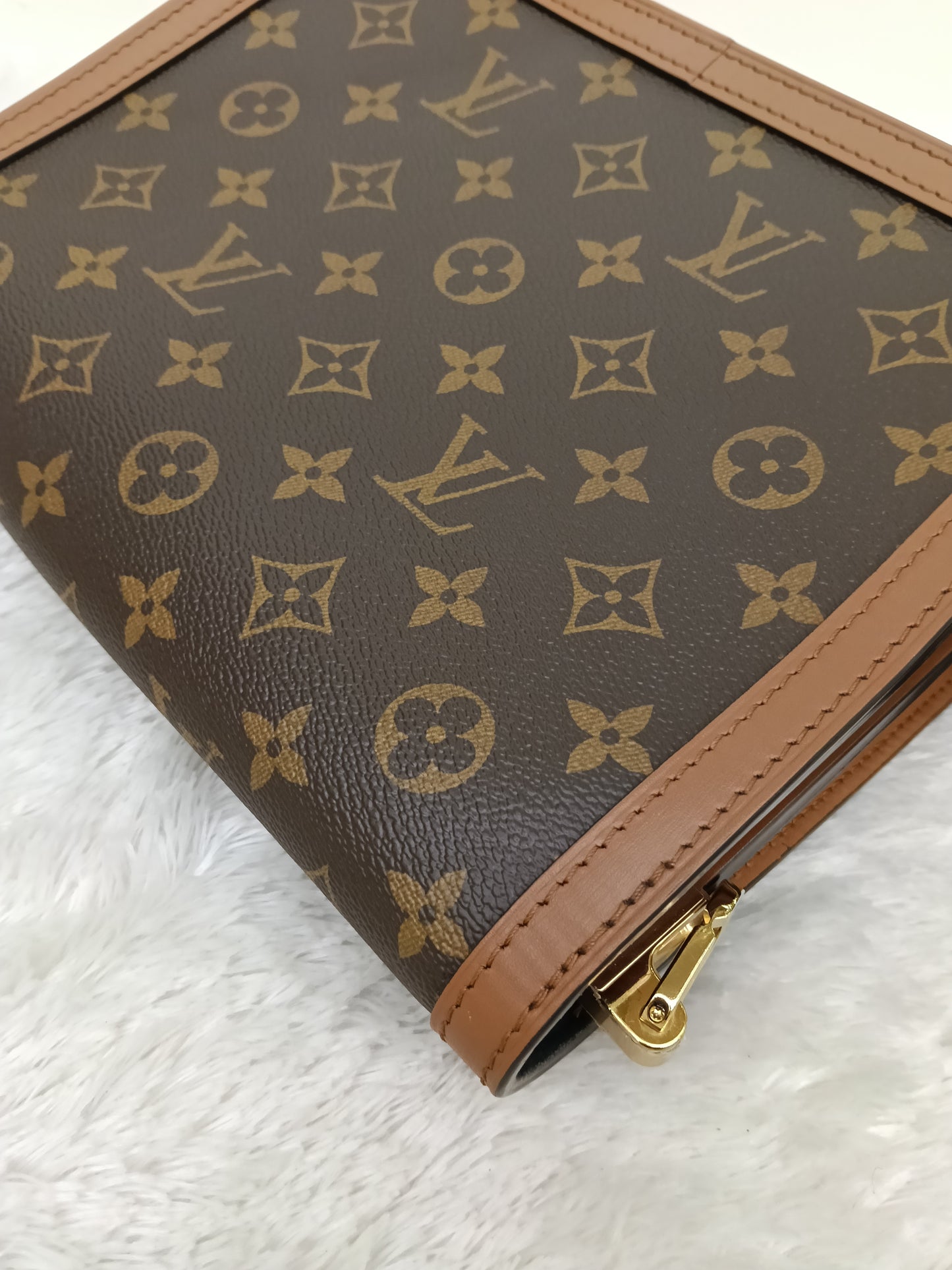 LV Dauphine MM Monogram Reverse (CHIP)