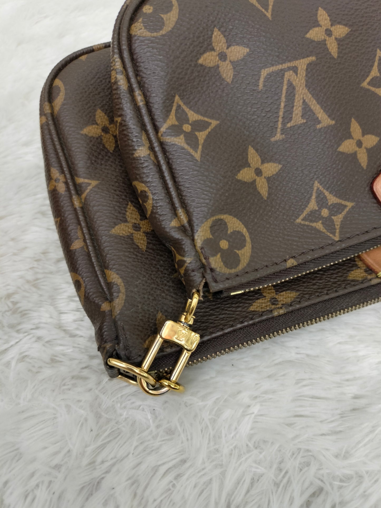 LV Multi Pochette Monogram Khaki 2020