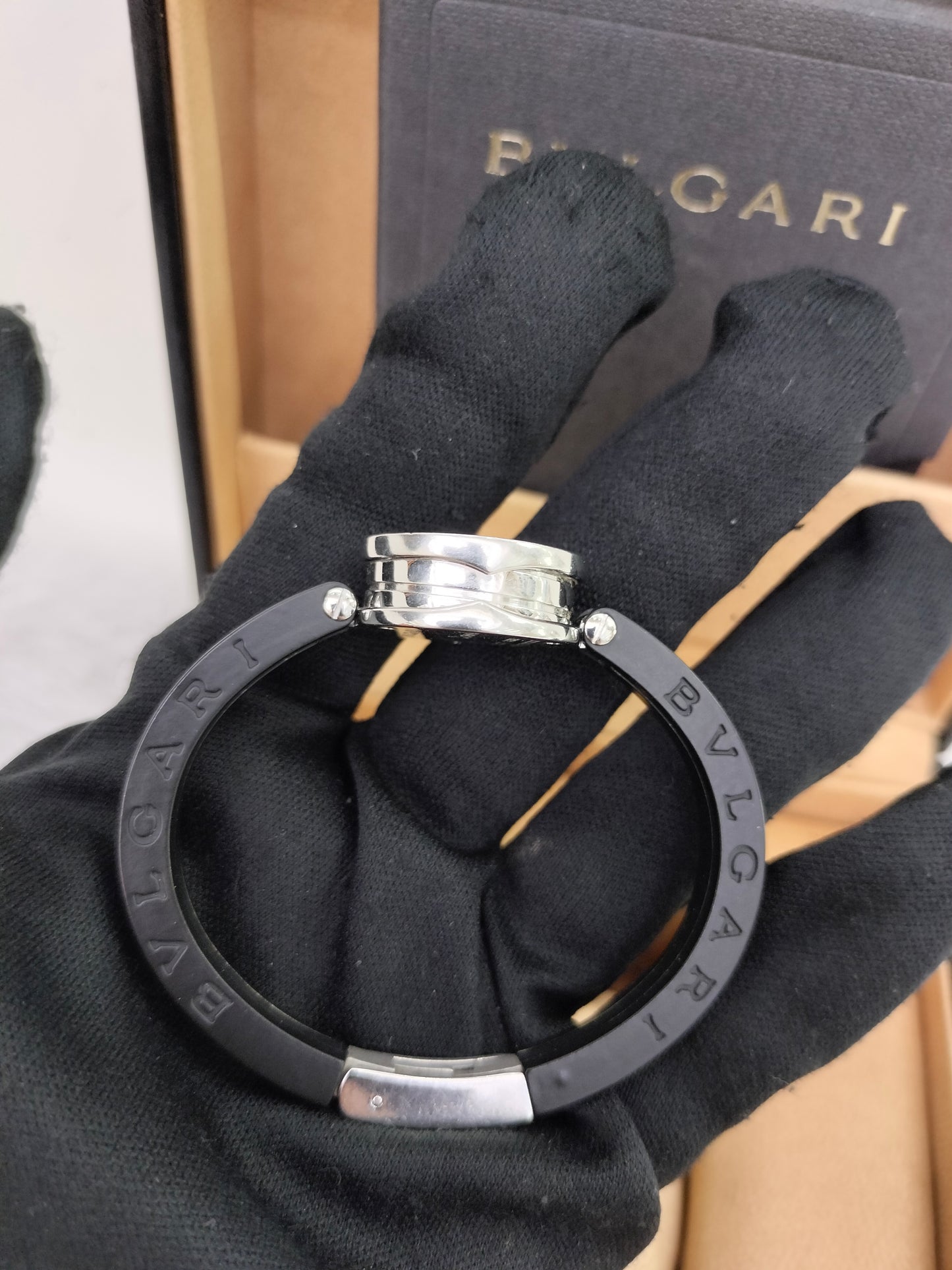 Bvlgari Zero Wrist Watch Black Diamond Bezel
