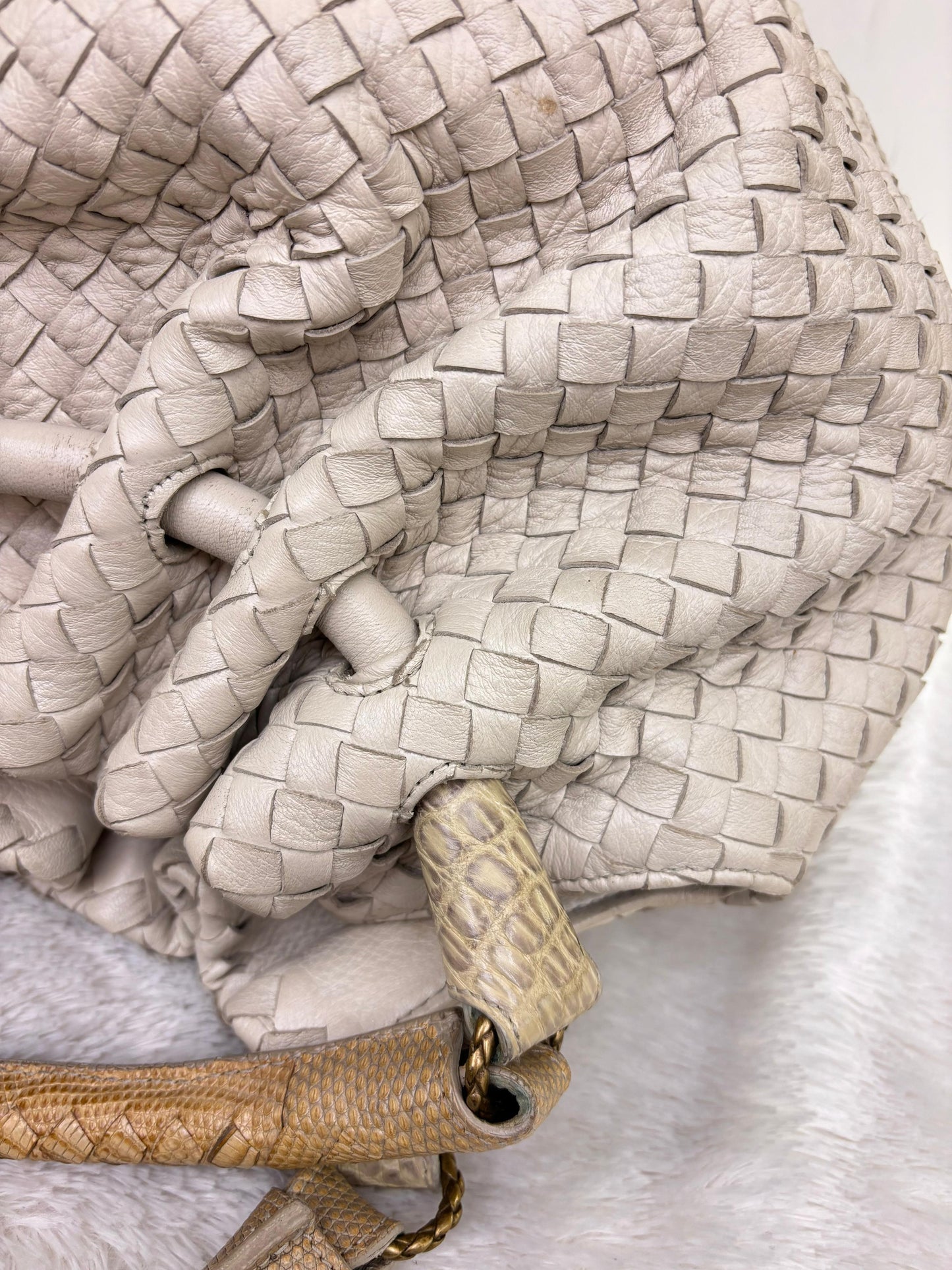Bottega Veneta Oversized Hobo Lizard and Crocodile Trim Blanco RGHW 2008