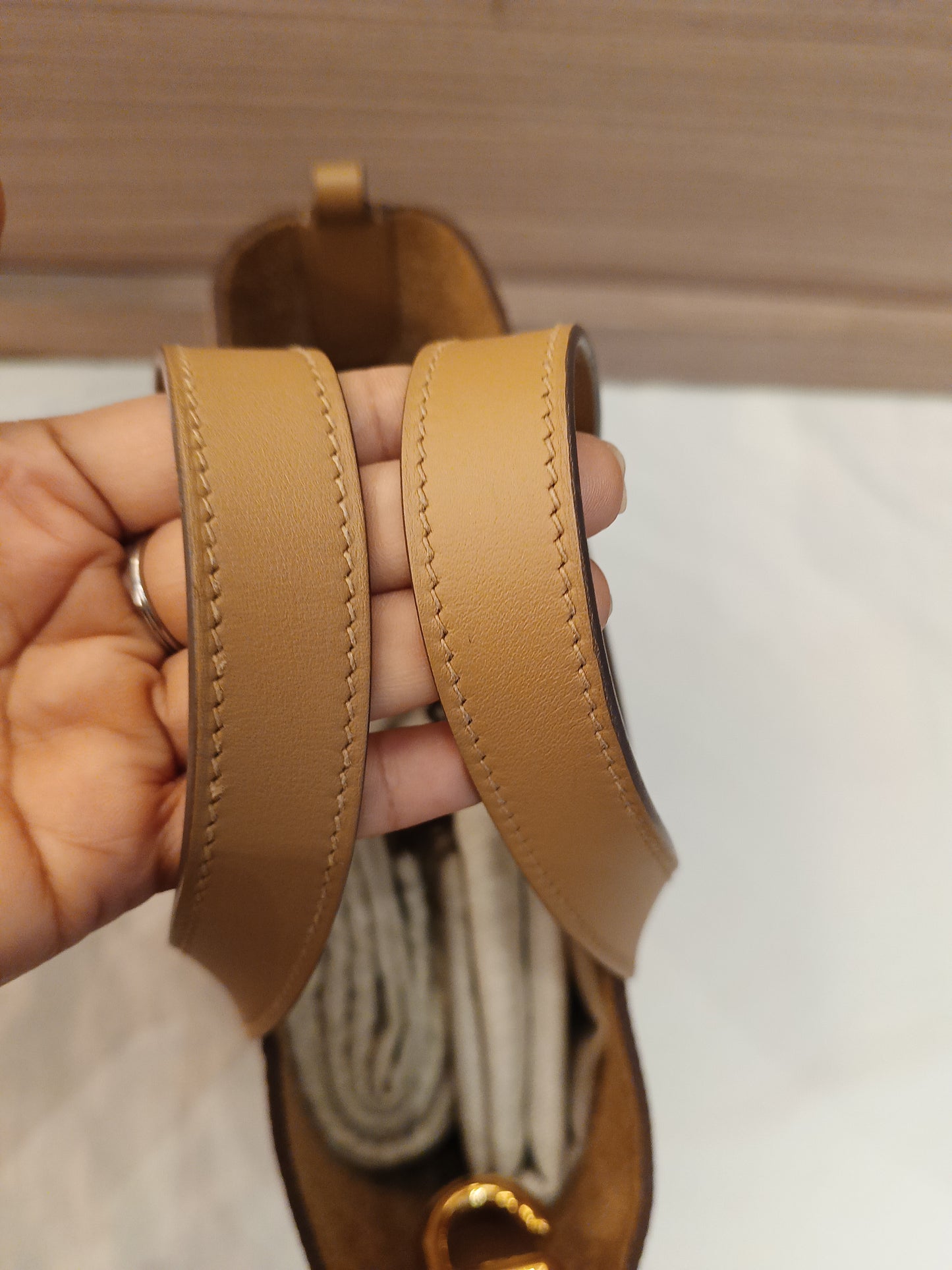 Hermes In The Loop 18 Clem Biscuit GHW #B