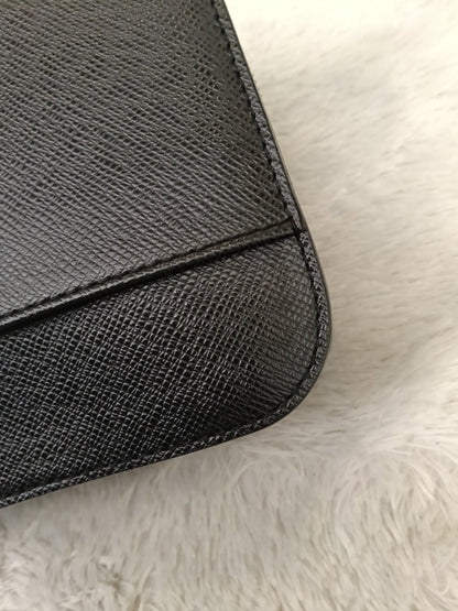 LV Baikal Clutch Taiga Black 2012