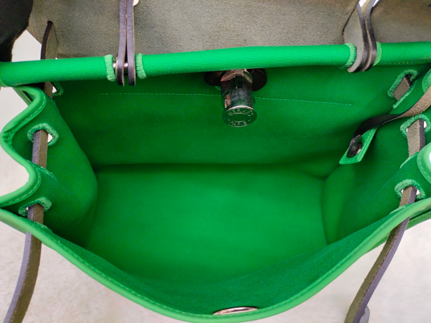 HB31 Zip Toile Vert Cactus Flap Black PHW #D