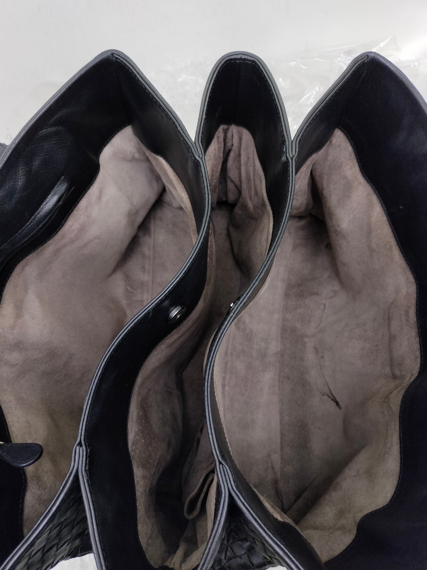 Bottega Veneta Intrecciato Medium Roma Black RHW 2010