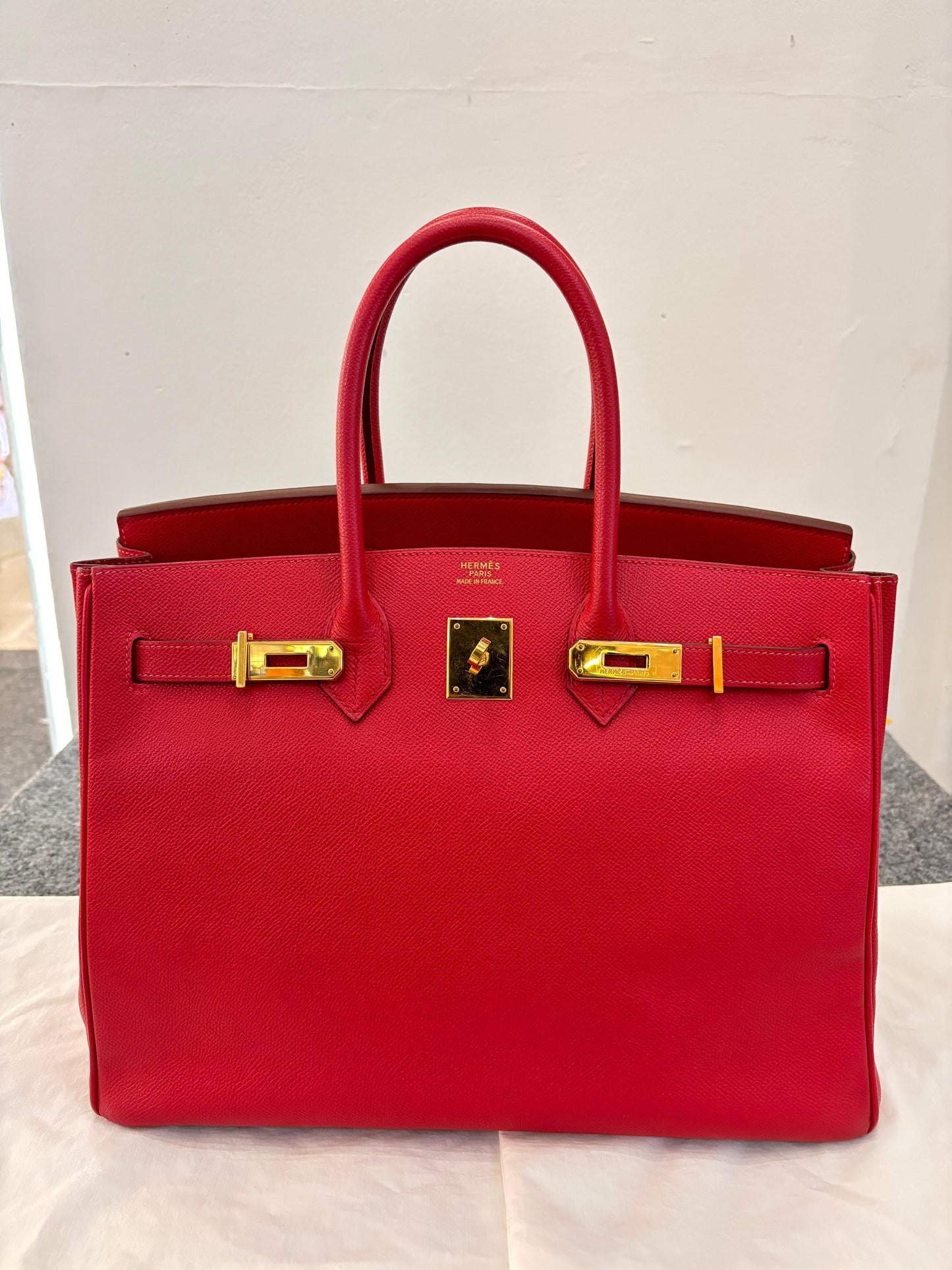 B35 Epsom Ferrari Red GHW #G square