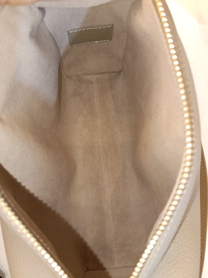 LV Side Trunk MM Taupe 2025 (CHIP)