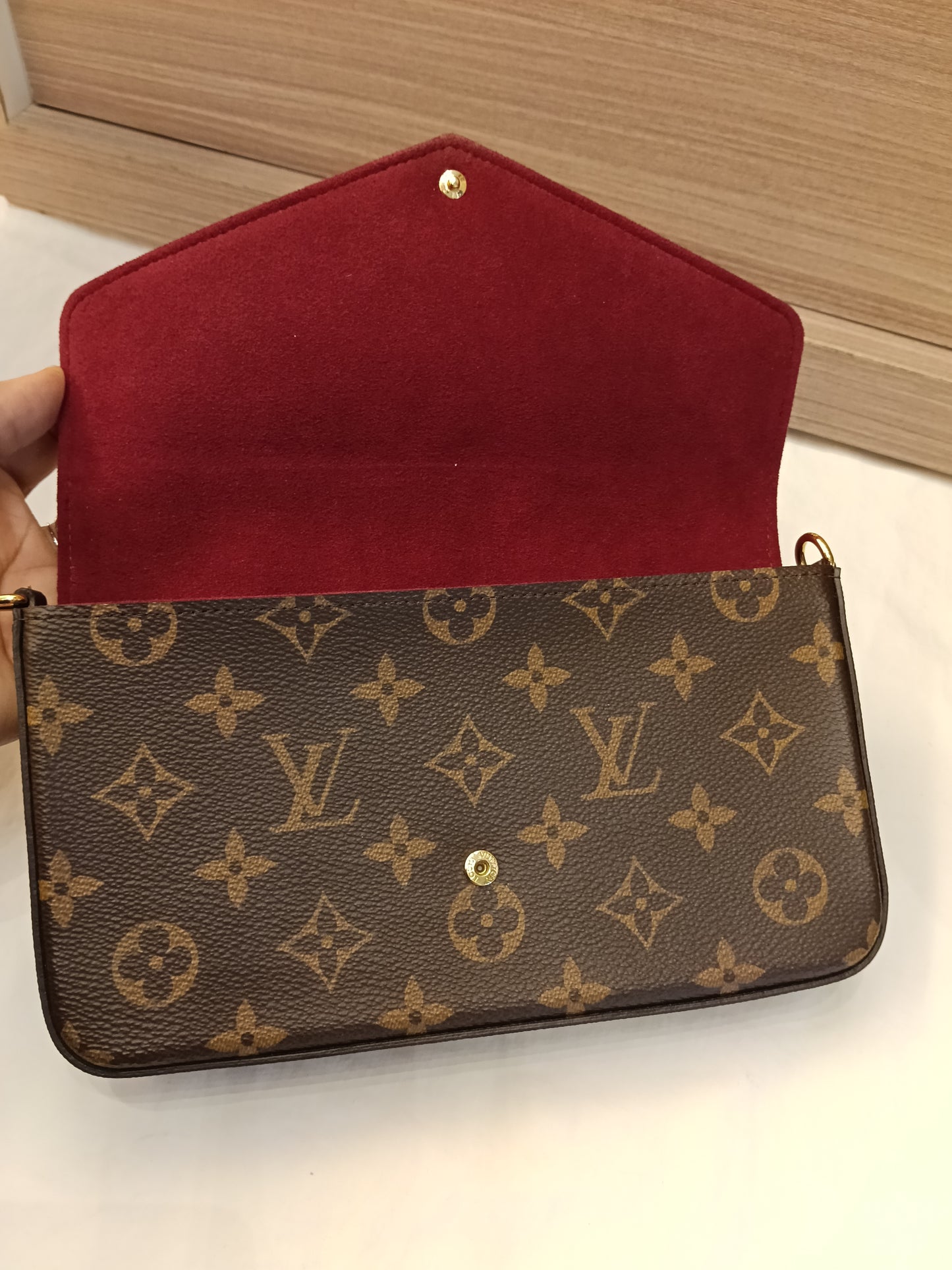 LV Pochette Felicie GM Monogram Fuchsia (CHIP)