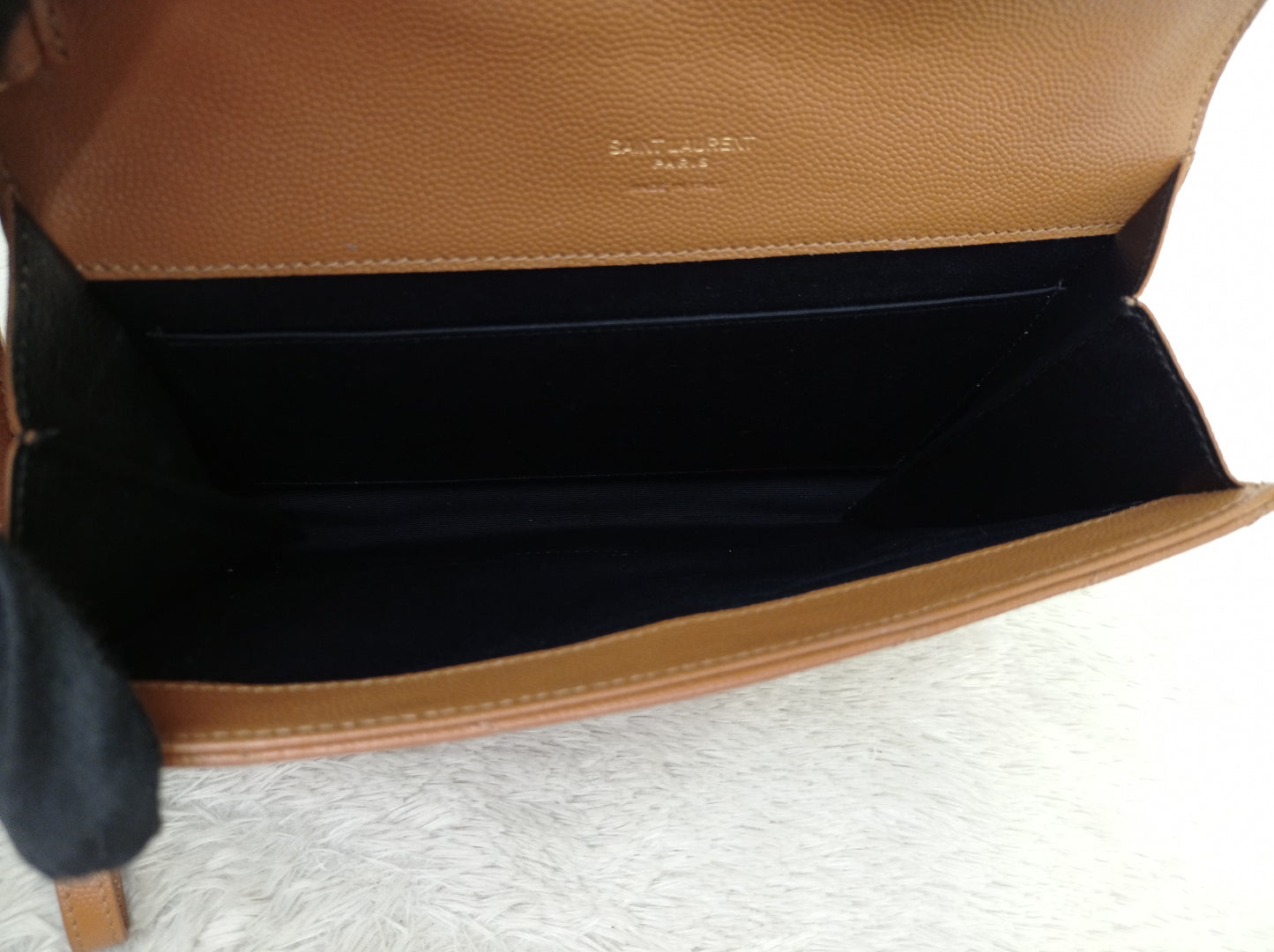 YsL Envelope Clutch Matelasse Monogramme Chevron Grained Dark Caramel GHW 2023