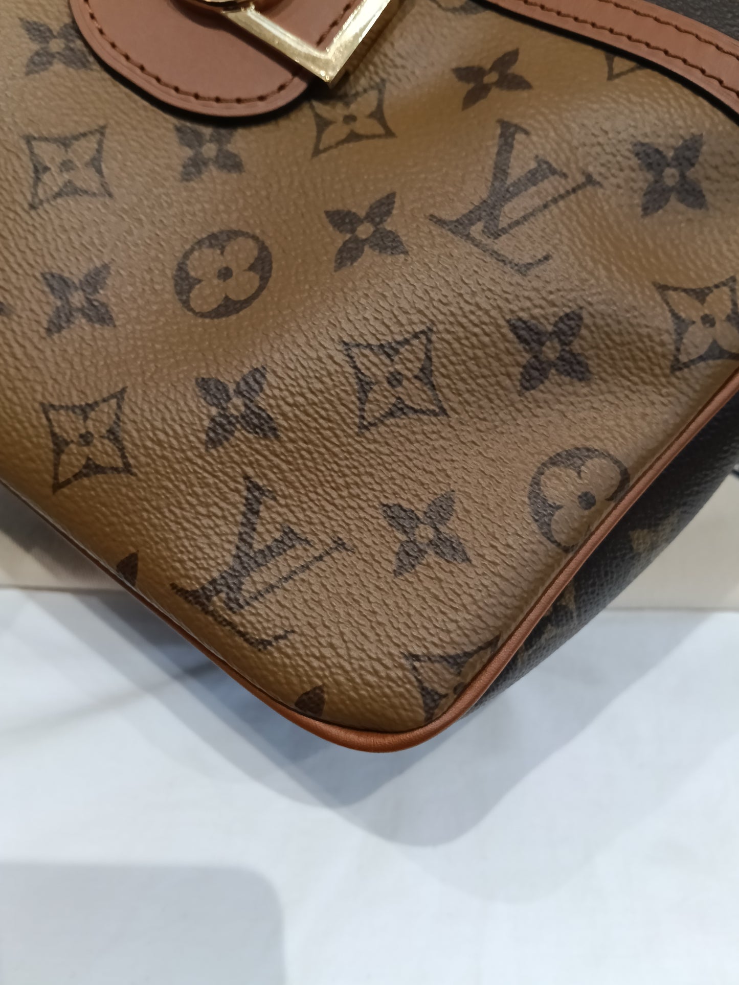 LV Hobo Dauphine PM Monogram Reverse 2020