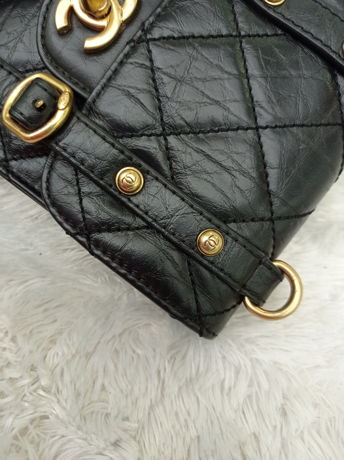 Chanel City School Flap Mini Messenger Calfskin Black GHW (CHIP)