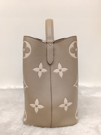 LV Neo Noe MM Monogram Empreinte Tourterelle Creme (CHIP)