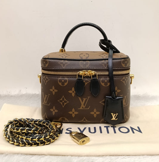 LV Vanity PM Monogram Reverse (CHIP)