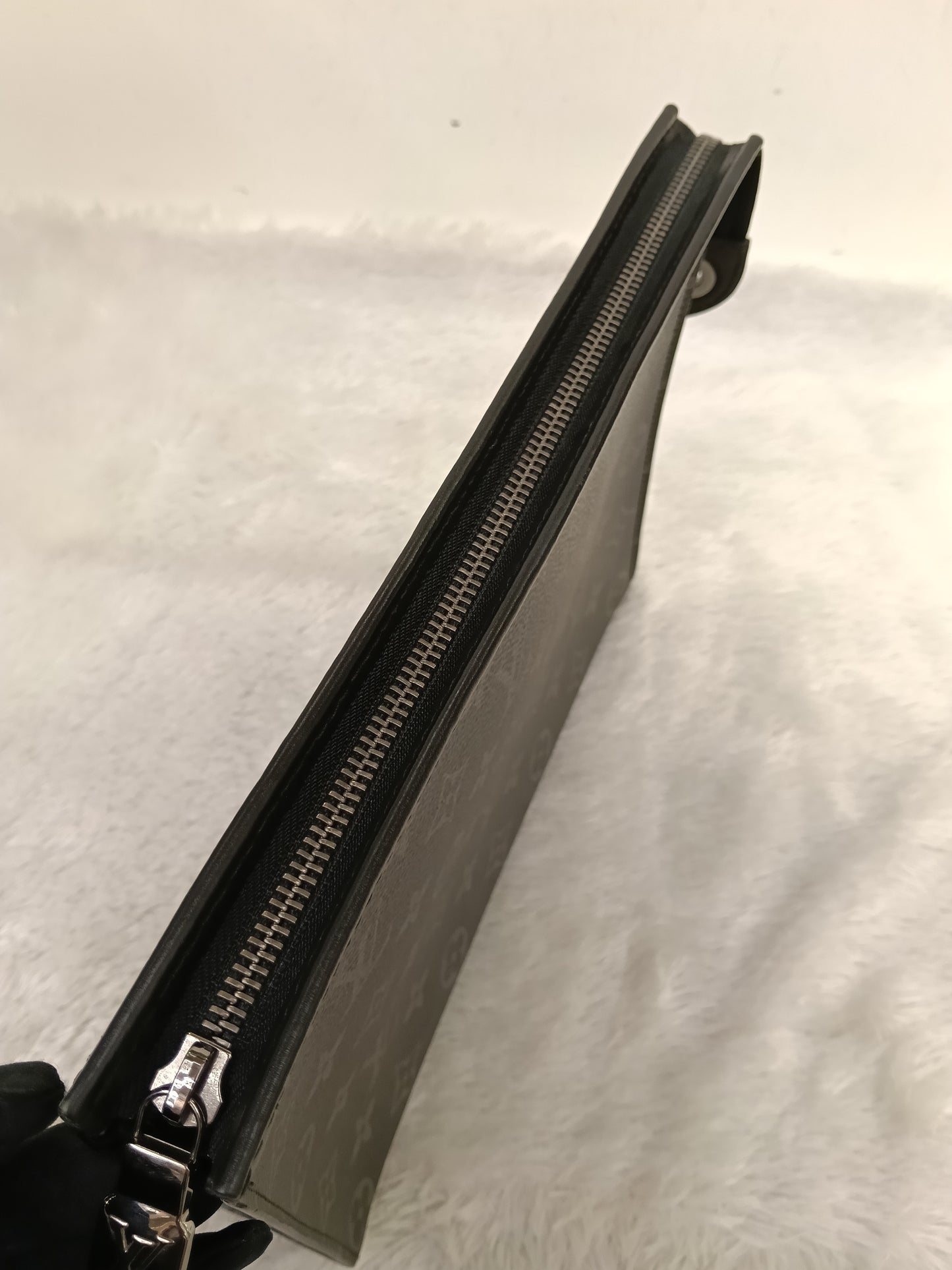 LV Pochette Voyage Monogram Eclipse 2019