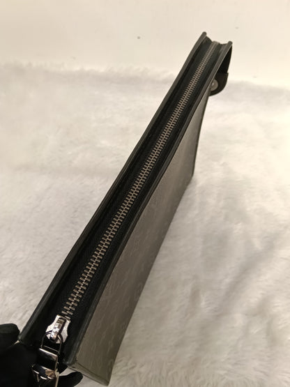 LV Pochette Voyage Monogram Eclipse 2019