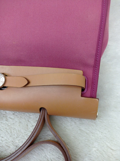 HB31 Canvas Magnolia Flap Beige PHW #O square